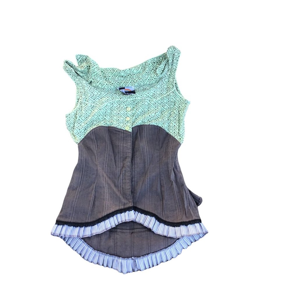 One-of-a-kind top